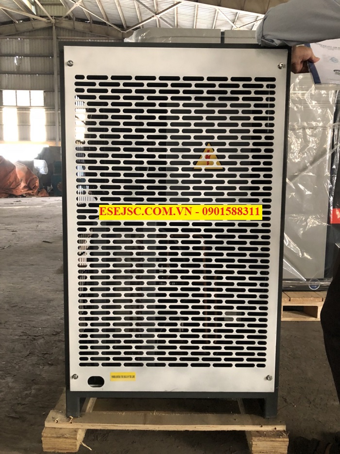 Giao hàng máy nén khí và máy sấy khí ELGI 30KW cho nhà máy Giao hàng máy nén khí và máy sấy khí ELGI 30KW cho nhà máy